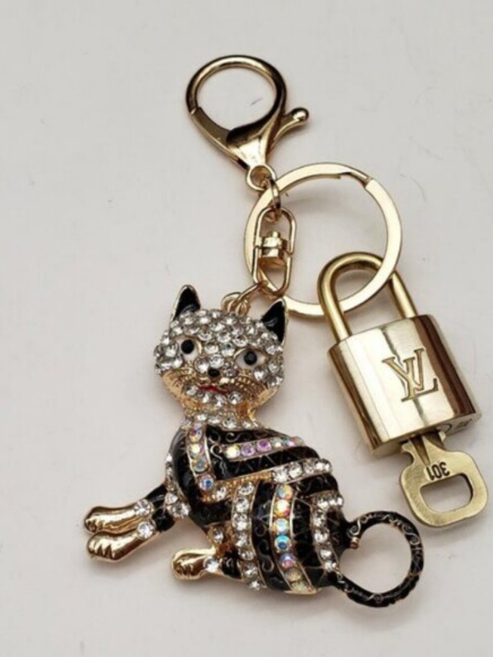 Authentic Louis Vuitton Gold Lock & Key 🔑 Bag Charm w/ Unbranded Cat Charm - Picture 3 of 7